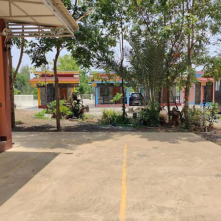 Ferienwohnung ก่อน-ใดใด อพาร์ทเม้นท์ Nong Ki Exterior foto