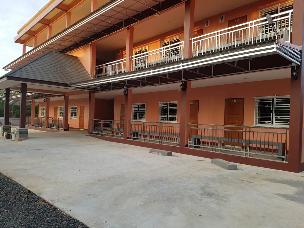 Ferienwohnung ก่อน-ใดใด อพาร์ทเม้นท์ Nong Ki Exterior foto